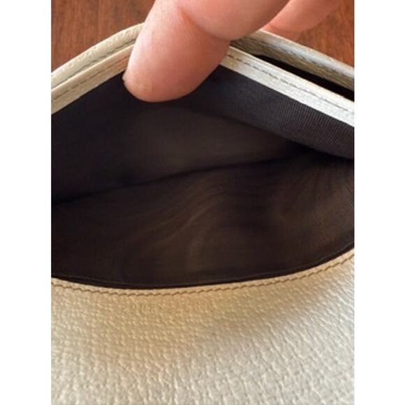 Gucci Beige Ivory GG Canvas and Leather Continental Wallet*Very Nice Condition - Picture 13 of 15